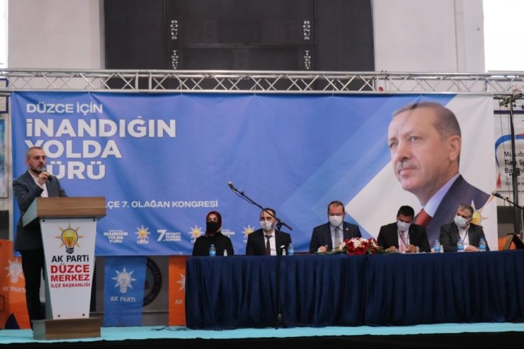 AK Parti Genel Başkan Yardımcısı Kandemir: “Türkiye’de uyku taklidi yapıp milletin duygularını görmeyen siyasetçiler var”