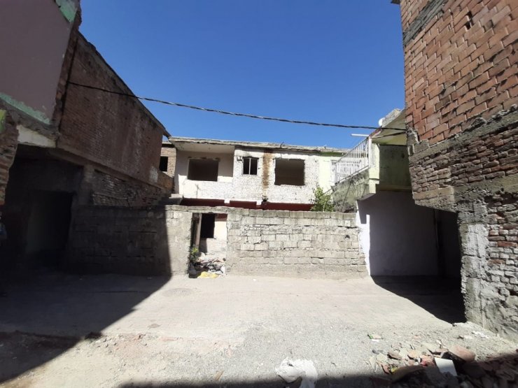 Eski Bağlar’ın kurtuluşu kentsel dönüşüme bağlı