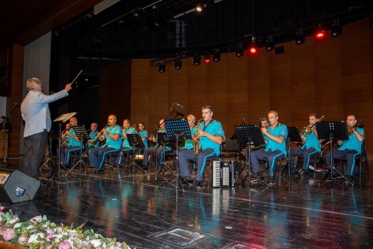 Bursa Büyükşehir orkestradan ‘Sezona Merhaba’ konseri