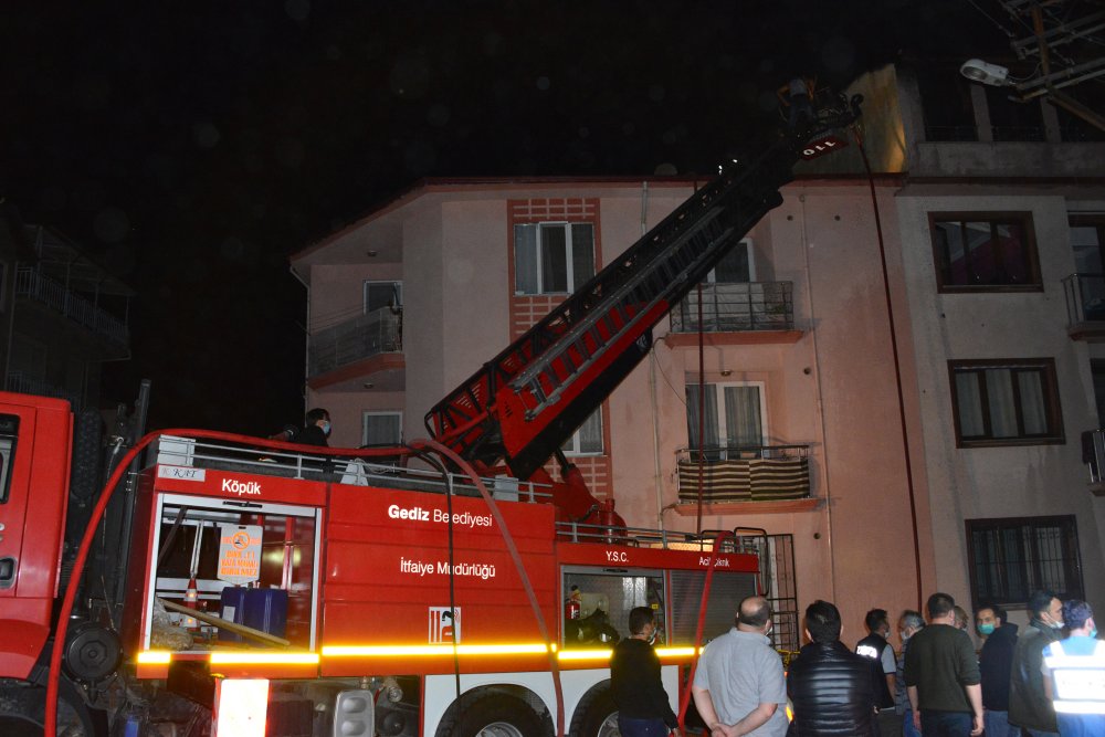 Evdeki yangında koltuğun altına saklanan minik Yakup Sabri ölü bulundu