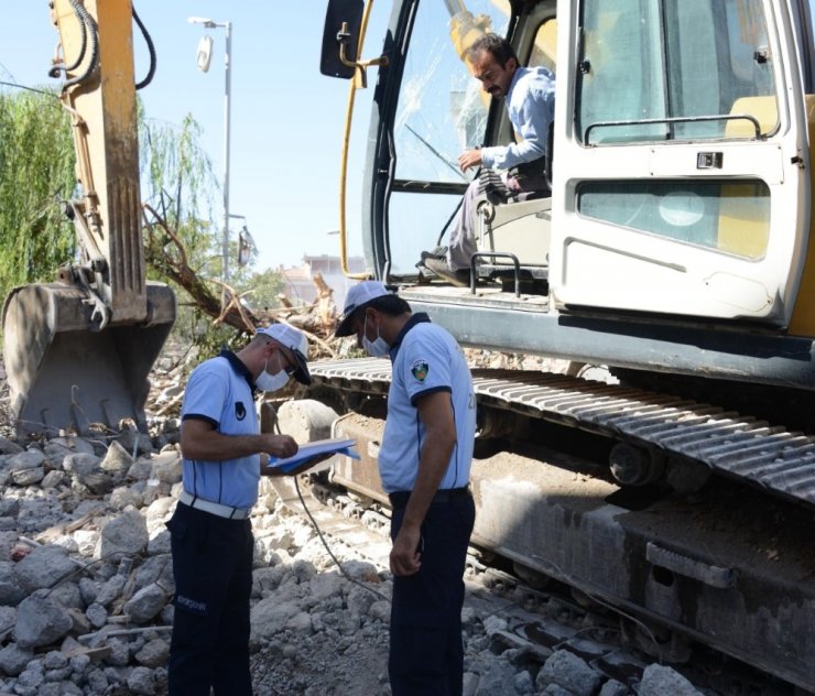Malatya Büyükşehir’den hafriyatlara sıkı takip