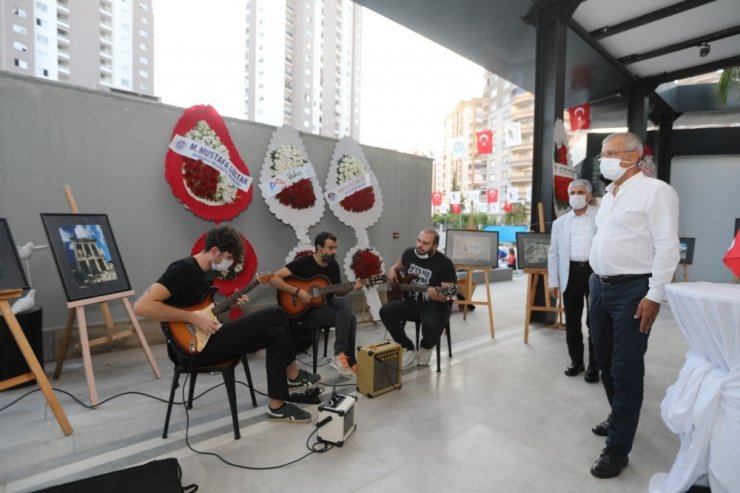 Arkeoloji Günleri’nde Başkan Tarhan’a teşekkür plaketi