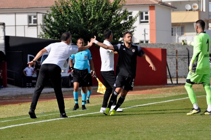 TFF 2. Lig: Turgutluspor: 2 - Pendikspor: 1