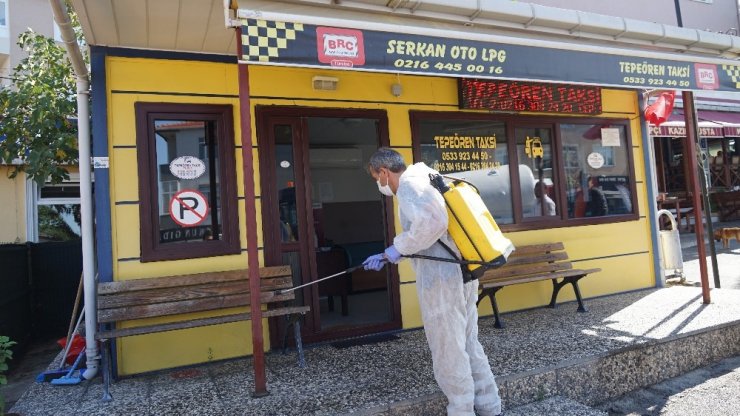 Tuzla’da toplu taşıma araçları dezenfekte edildi