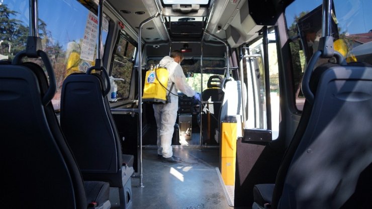 Tuzla’da toplu taşıma araçları dezenfekte edildi