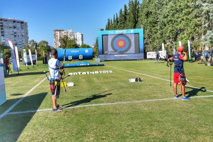 Antalya, pandemi döneminde ilk uluslararası okçuluk yarışmasını başarıyla tamamladı