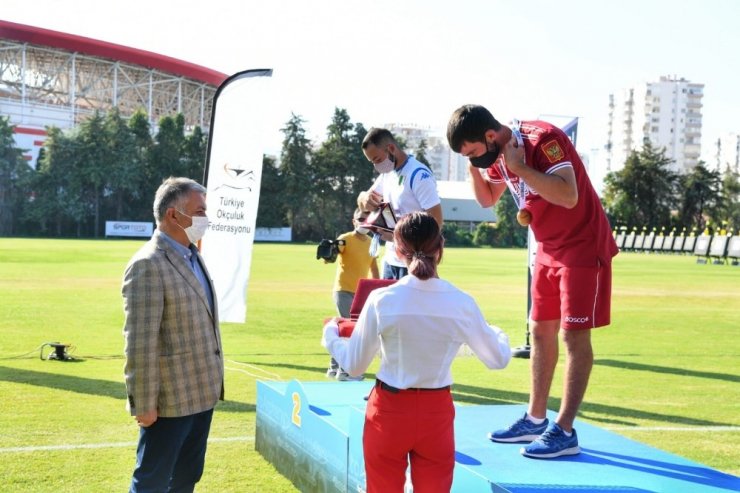 Antalya, pandemi döneminde ilk uluslararası okçuluk yarışmasını başarıyla tamamladı