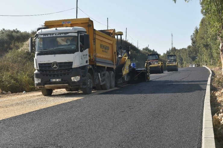 Karataş’a karayolları standardında yol