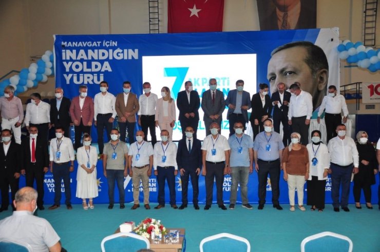 Manavgat Ak Parti’de Halimoğlu güven tazeledi