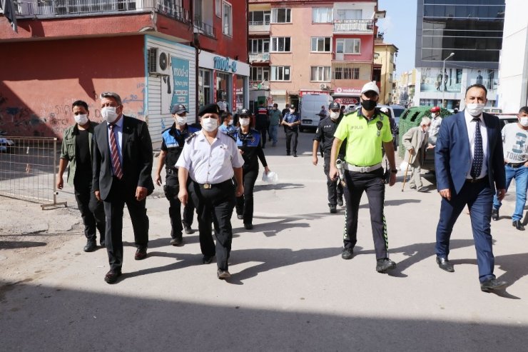 Aksaray Emniyet Müdürü ve Alay Komutanından hem kontrol hem de tebrik
