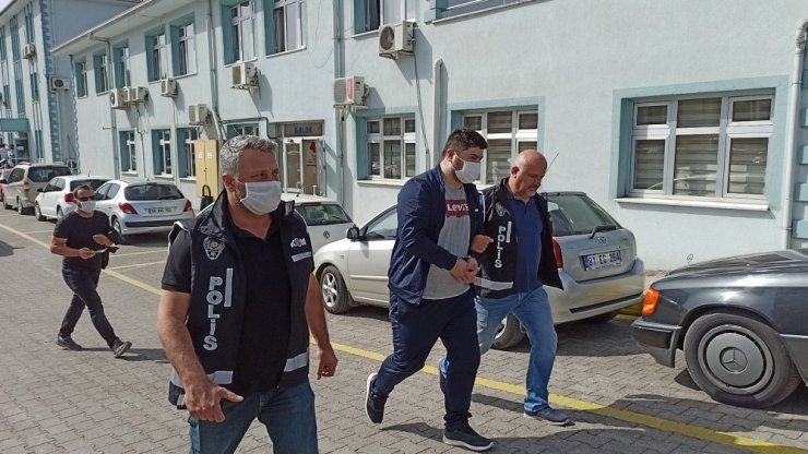 128 yakalama kararı, 50 yıl hapis cezası olan dolandırıcı, Düzce’de yakalandı