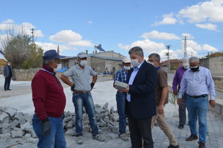 Başkan Özkan Altun, Ekinciler Mahallesi’ni ziyaret etti