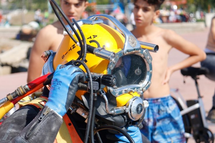 Su altının görünmeyen işçileri