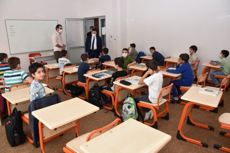 Hafızlık okulunun eksiklerini Bağlar Belediyesi giderecek