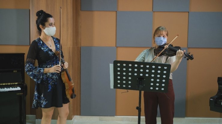 Uzaktan eğitim için sinema ve belgesel filmi kalitesinde içerikler hazırlandı