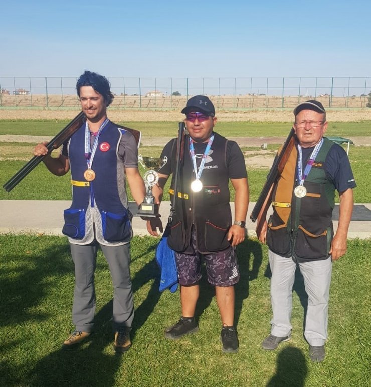 Eskişehirli atıcılar Konya’dan madalyalarla döndü