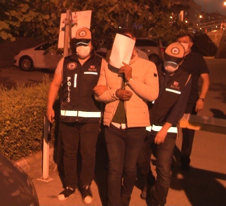 Maskeli ’jokerler’ tutuklandı