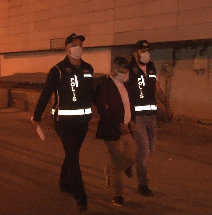 Maskeli ’jokerler’ tutuklandı