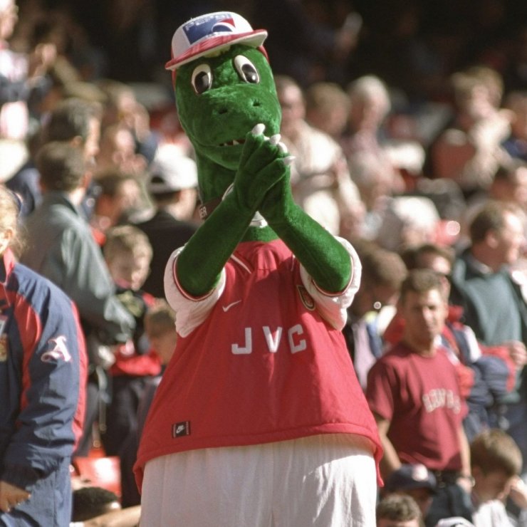 Arsenal, maskotun görevine son verdi