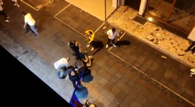 Kadıköy’de bekçiler ile vatandaşlar arasında arbede kameraya yansıdı