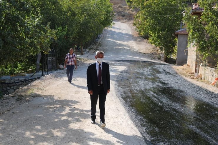 Kazancı beldesinde asfalt ve kaldırım çalışmaları sürüyor