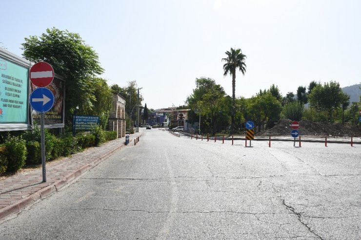 Deniz caddesi UKOME kararıyla tek şerit oldu