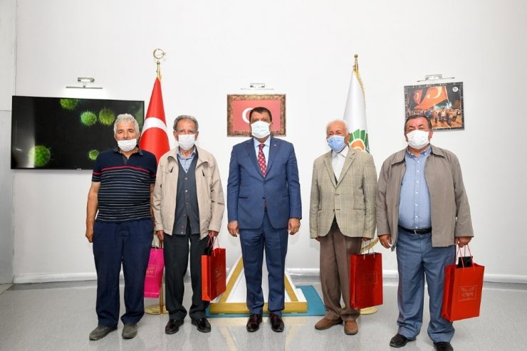 Başkan Gürkan’dan öğretmenlere övgü