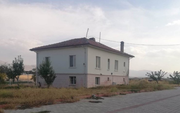 Sultansuyu Harasında riskli yapılar yıkılıyor