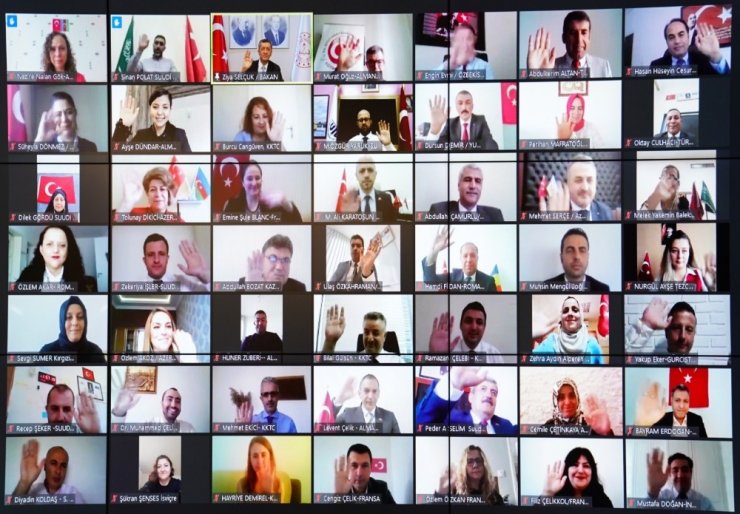 Bakan Selçuk, 5 Ekim Dünya Öğretmenler Günü’nde yurt dışında görev yapan öğretmenlerle buluştu