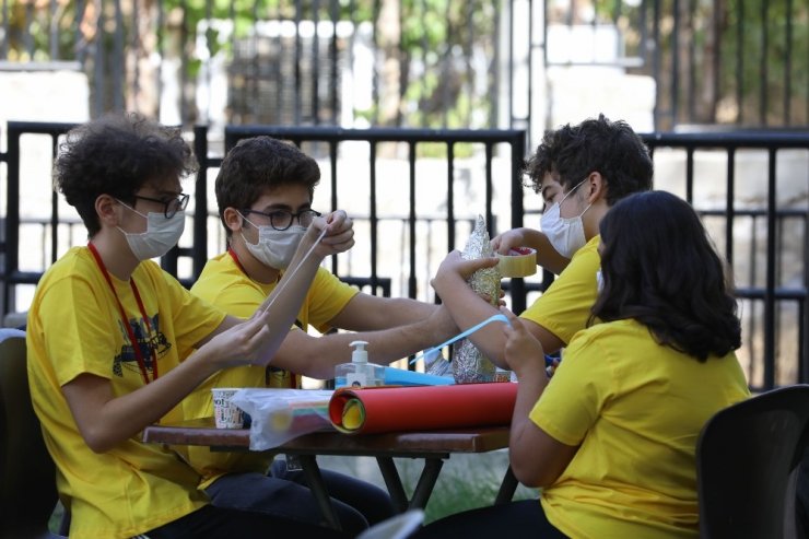 Buca’nın gençleri doğa kampında yeni projelerin temelini attı