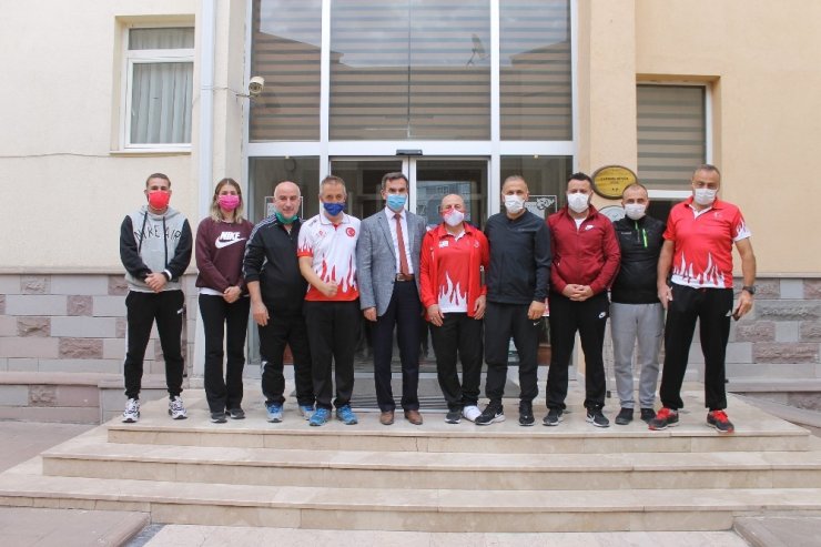 Tuz mağarası sporcuların kondisyonunu arttırdı