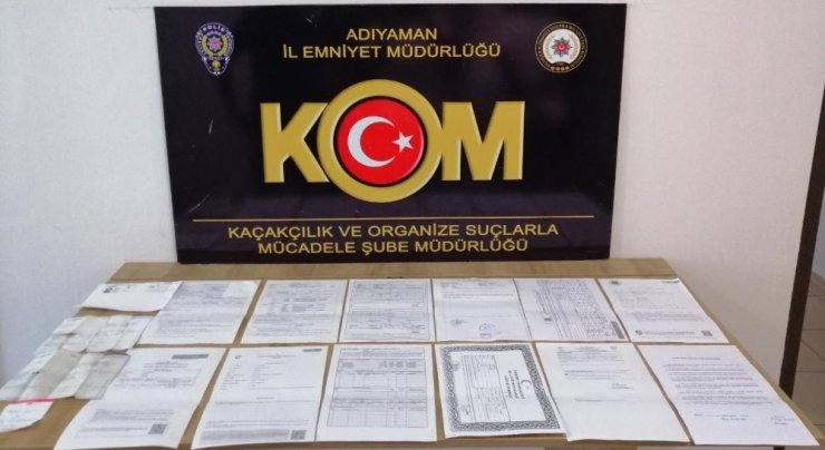 Milletvekilinin adını kullanarak vatandaşları dolandırdı