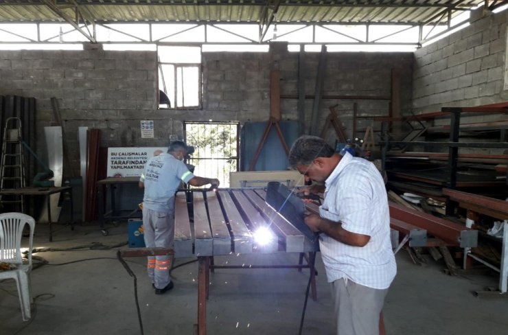 Makina ikmal üretiyor Akdeniz Belediyesi kazanıyor