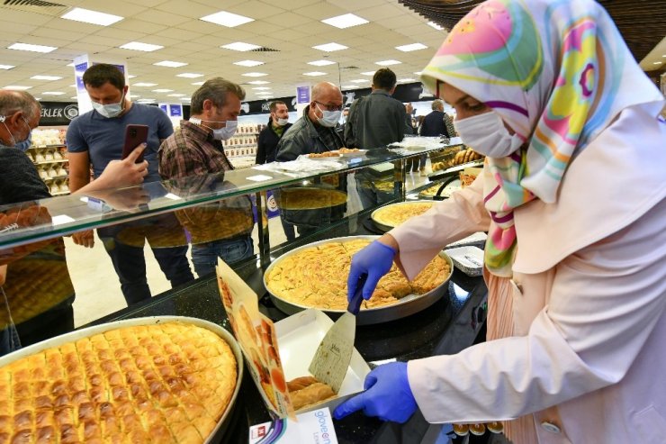 Başkent Market’in ikinci adresi Mamak Şafaktepe’de açıldı