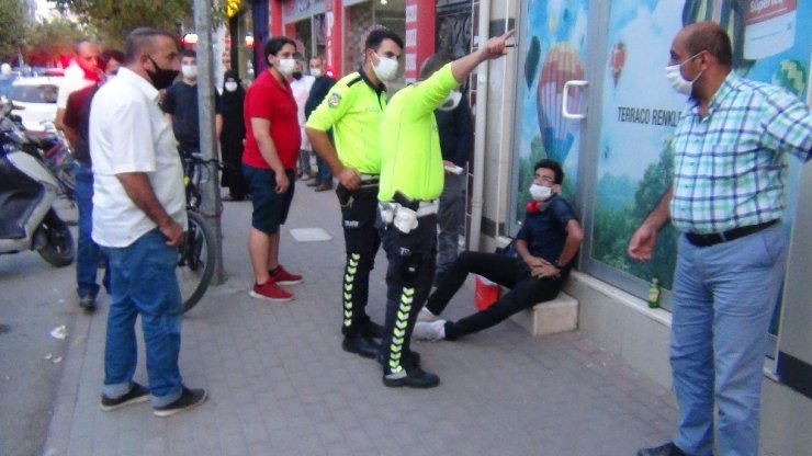 "Bir şeyim yok" dedi, dakikalar sonra yere yığıldı