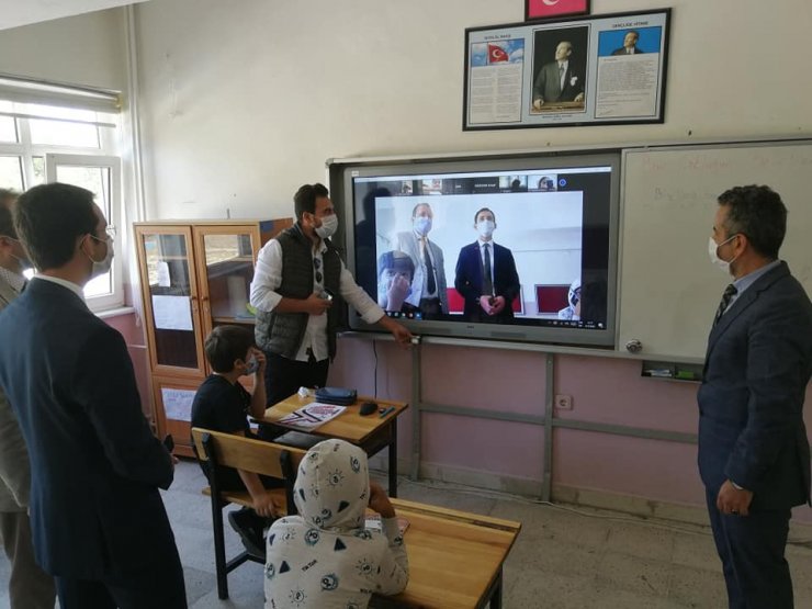 Kaymakam okullarda denetim yaptı