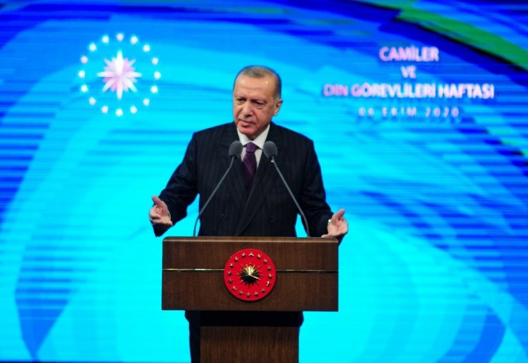 Cumhurbaşkanı Erdoğan’dan Macron’a tepki: "’İslam krizde’ açıklaması saygısızlıktan öte açık bir provokasyondur"