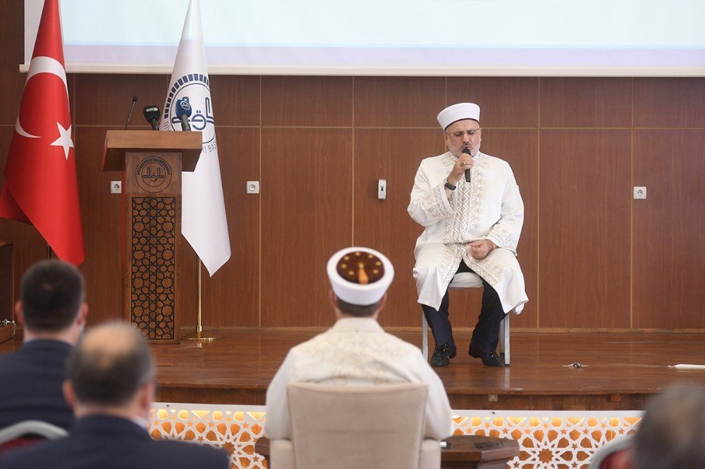 Din İşleri Yüksek Kurulu Başkanlığı’na Prof. Haçkalı seçildi