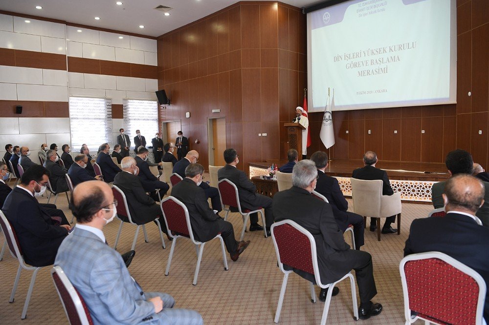 Din İşleri Yüksek Kurulu Başkanlığı’na Prof. Haçkalı seçildi