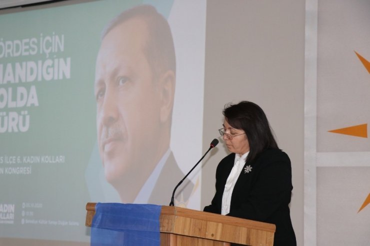 Gördes AK Parti Kadın Kolları Başkanı Seher Eren güven tazeledi