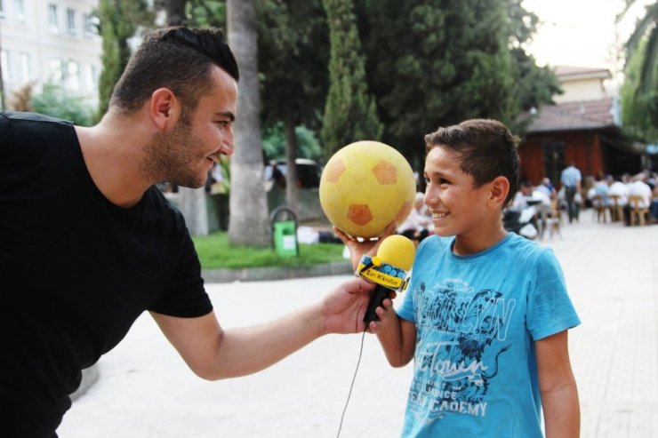 Hobi olarak başlamıştı şimdi milyar izlenmeye sahip