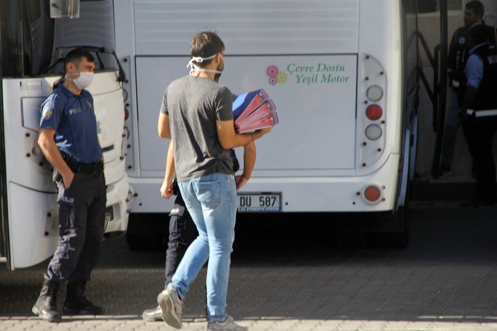 Kamu kurumlarını dolandırmışlardı! 11 ildeki operasyonda gözaltına alınan 51 kişi adliyede