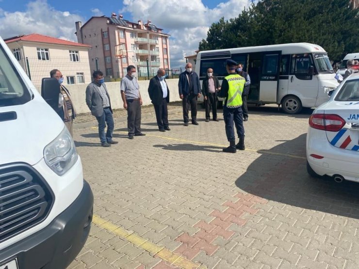 Jandarmadan okul servislerine denetim
