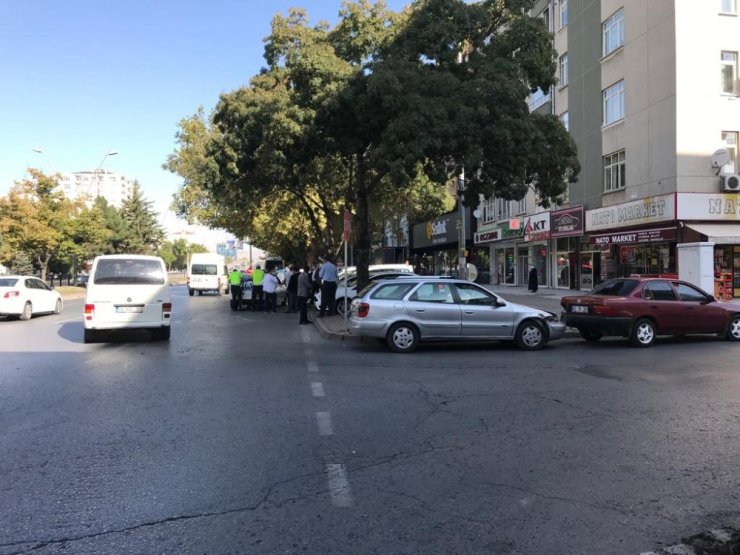 5 aracın karıştığı zincirleme kazada şans eseri yaralanan olmadı