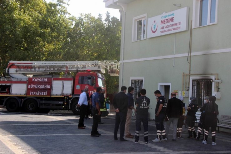 Aile sağlığı Merkezi’ndeki yangın büyümeden söndürüldü