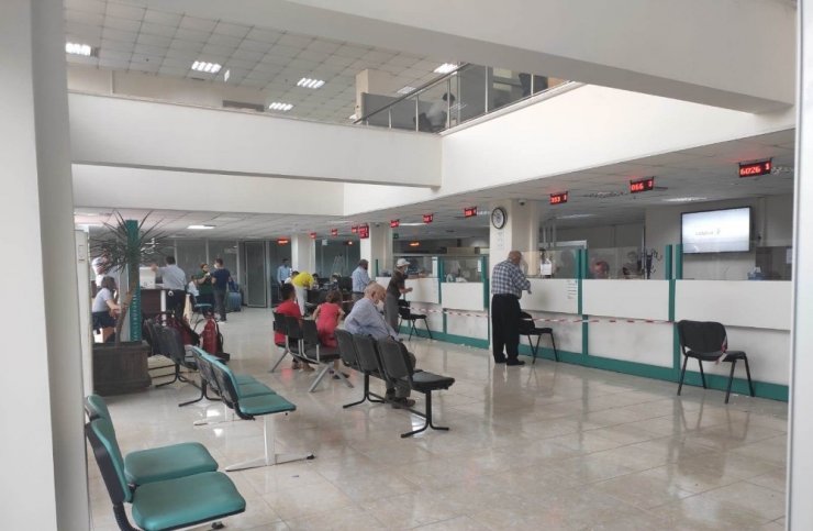 Büyükşehirin Turgutlu hizmet binası yeni yerinde