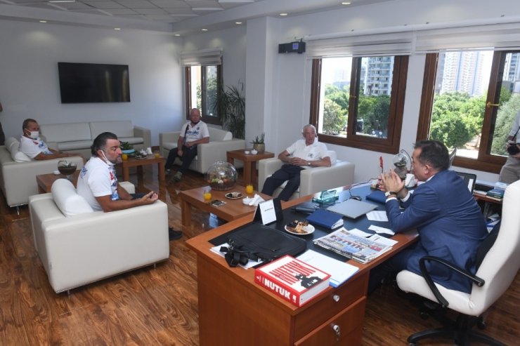 Milli yüzücü Seven: “Cumhuriyet tarihindeki ilk resmi denemeyi yaptık”