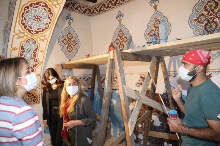 Vali Becel, Kadıncık Ana evinin restorasyonunu inceledi