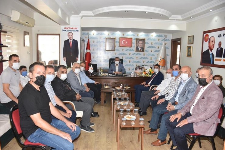 AK Parti’li iki başkandan birliktelik mesajı