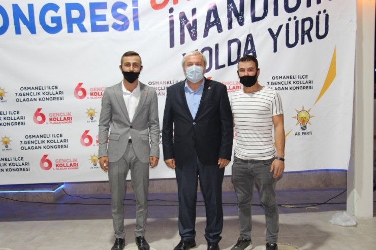 AK Parti Osmaneli İlçe Gençlik Kolları Başkanlık seçimi yapıldı